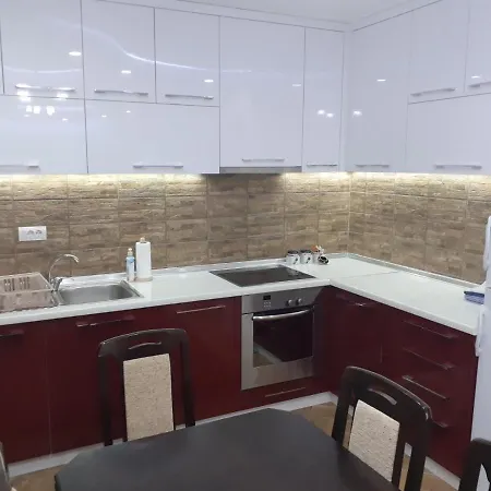 Apartment Marta Apartman De Lux Nova Varos
