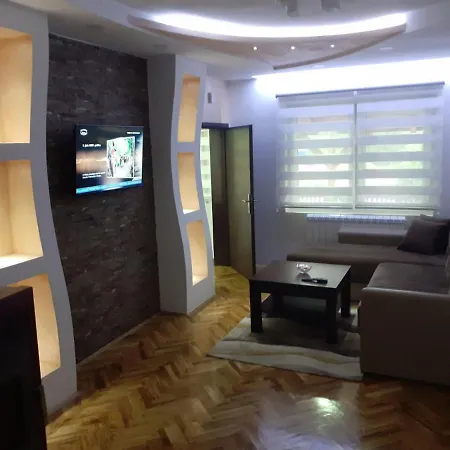 Marta Apartman De Lux Apartment