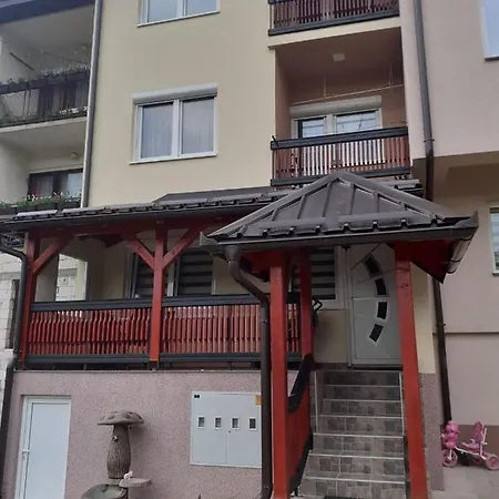 Marta Apartman De Lux Apartment Nova Varos