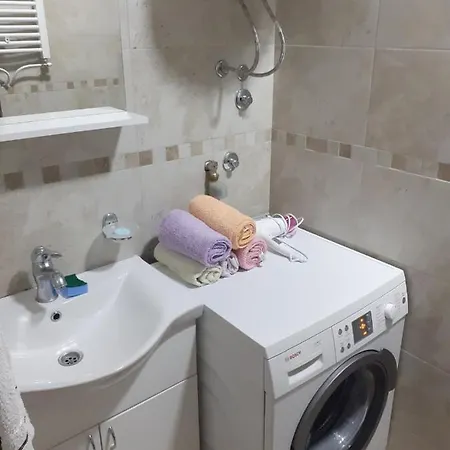 Marta Apartman De Lux *